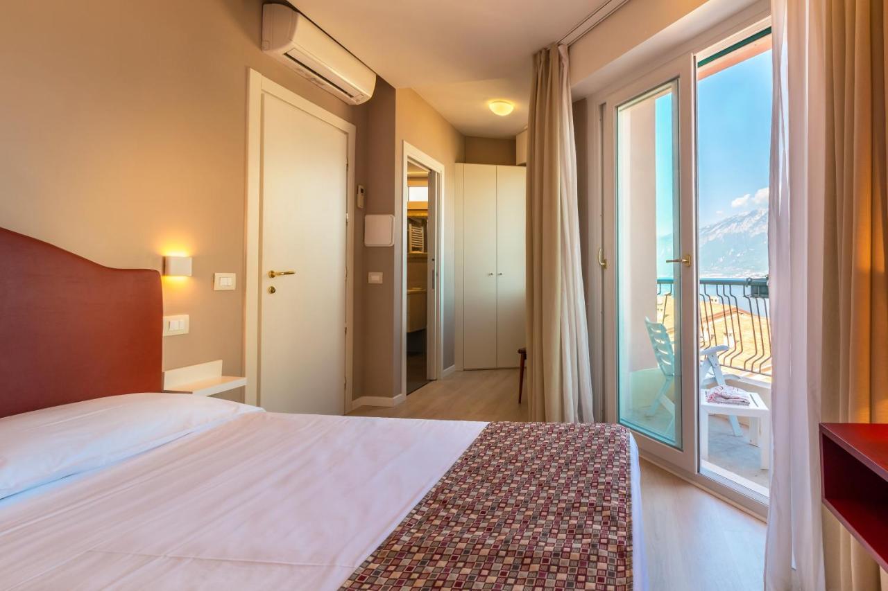 Hotel Villa Europa Gargnano Bagian luar foto