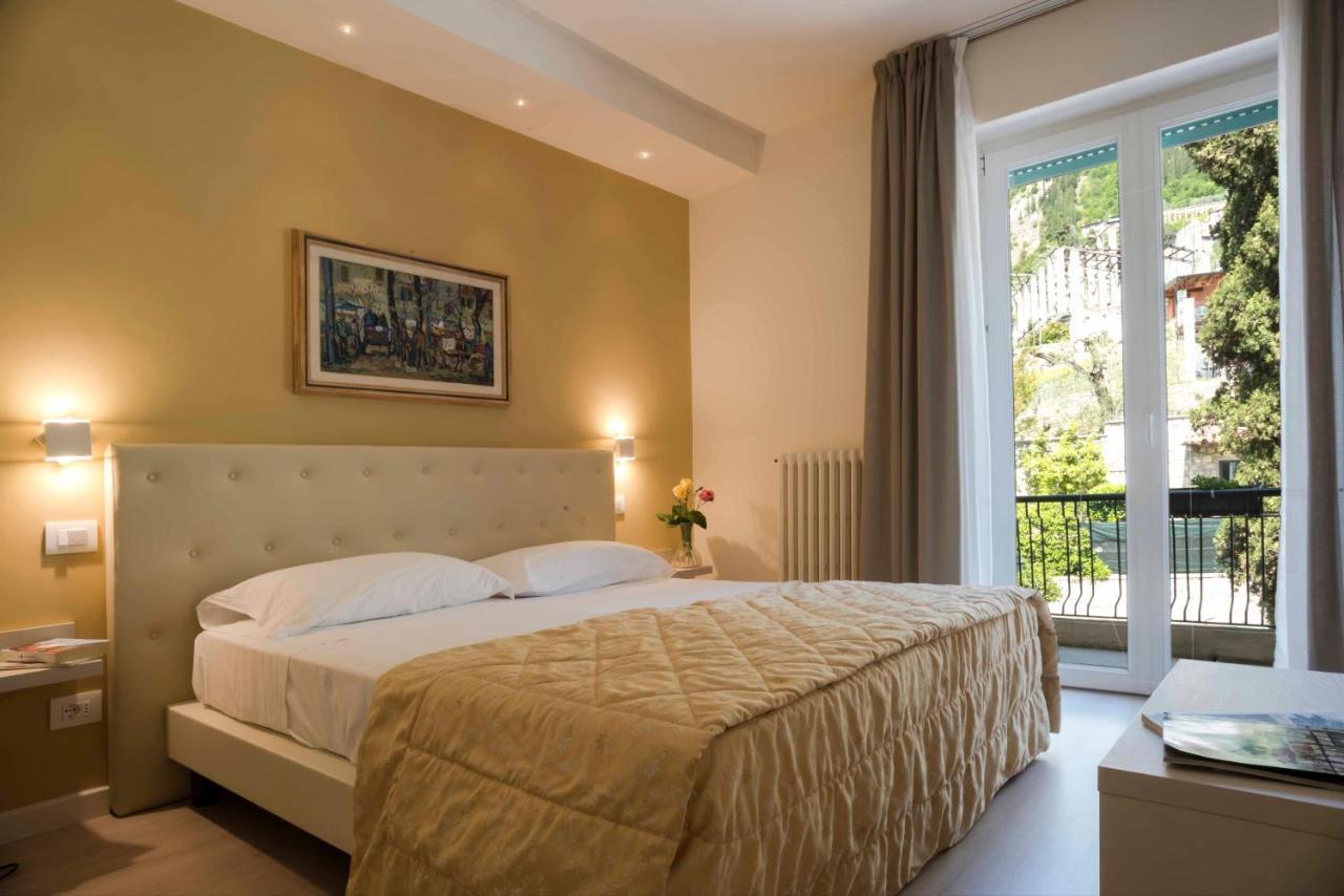 Hotel Villa Europa Gargnano Bagian luar foto