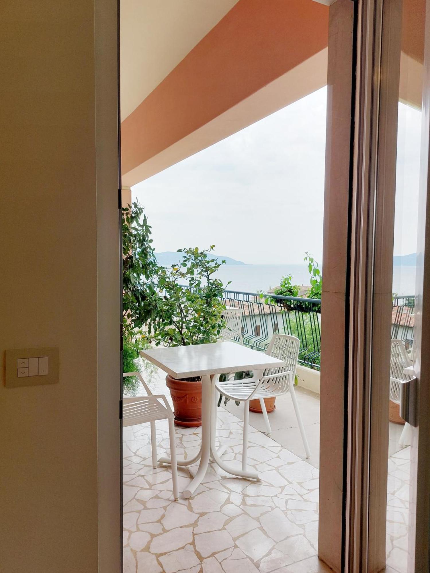 Hotel Villa Europa Gargnano Bagian luar foto
