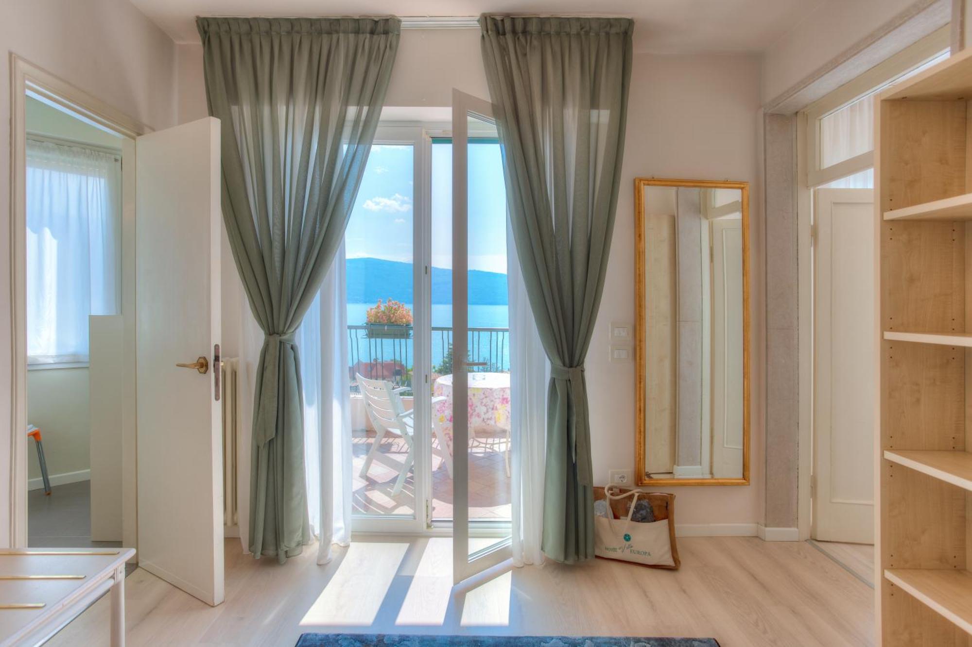 Hotel Villa Europa Gargnano Ruang foto